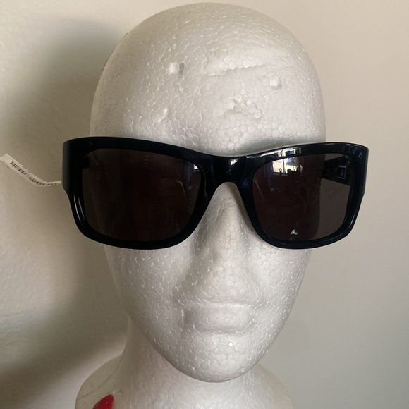 CELINE Black Sunglasses - Picture 3 of 12